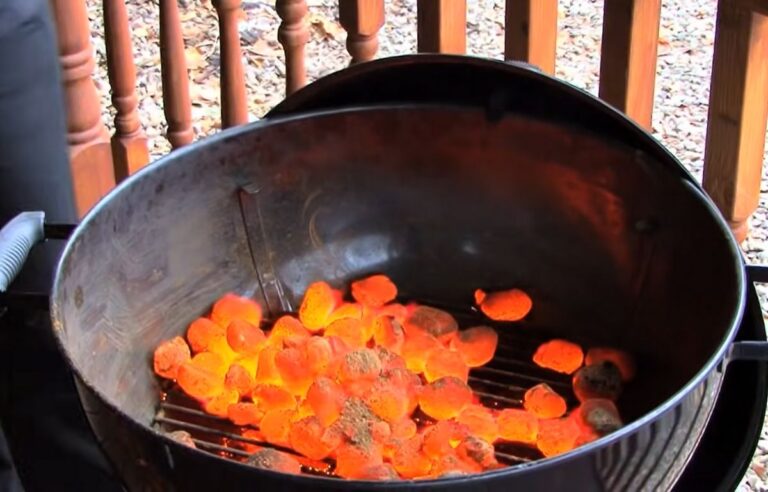How To Control Heat On A Charcoal Grill When Grilling Or Smoking?