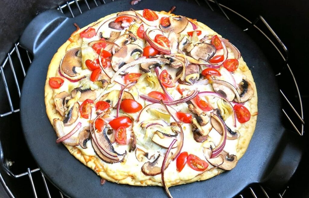 Set the grill Temperature to bake pizza