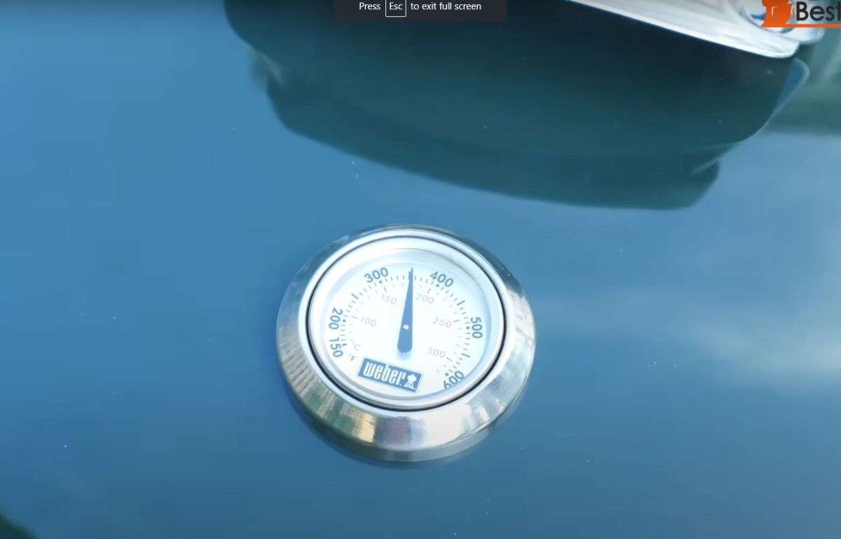 Temperature Gauge On Weber Original 22 Inch Charcoal Grill