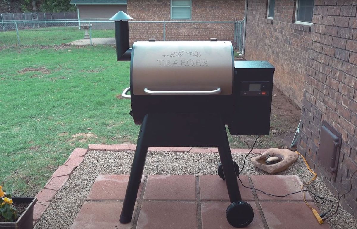 Top 9 Best Smoker Grill Combos In 2024 - Expert Reviews