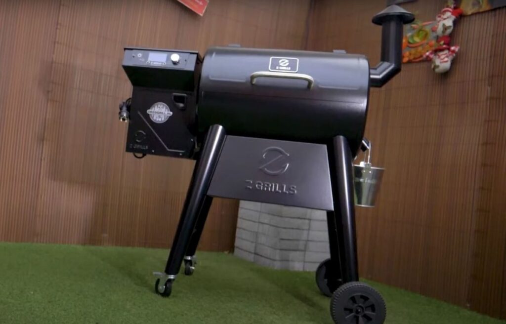 Z GRILLS PIONEER 450B Pellet Grill and Smoker