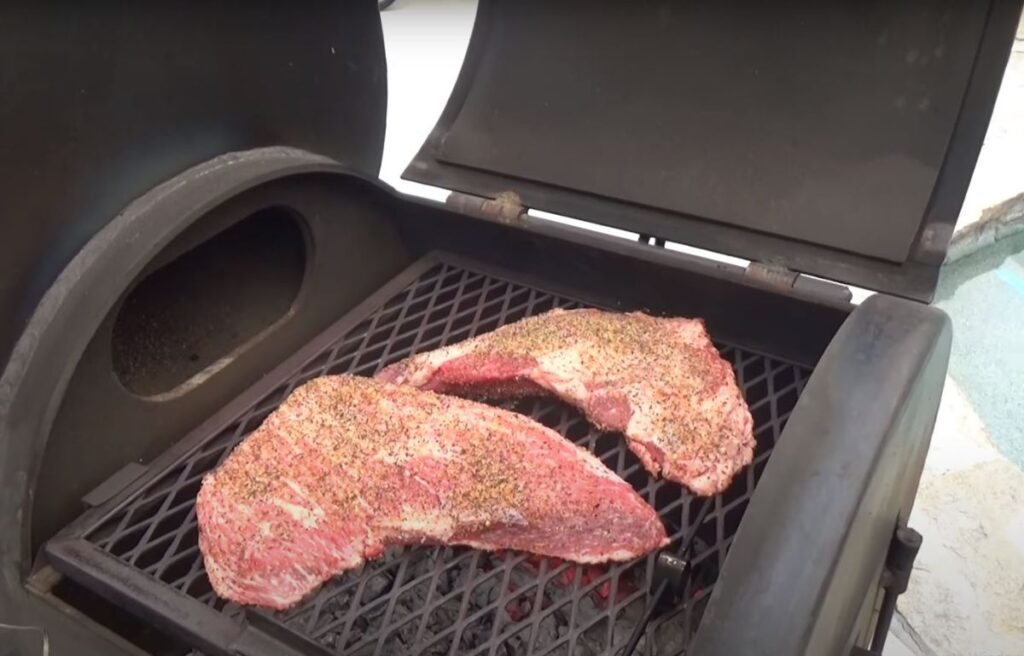 Using the offset smoker for high heat grilling